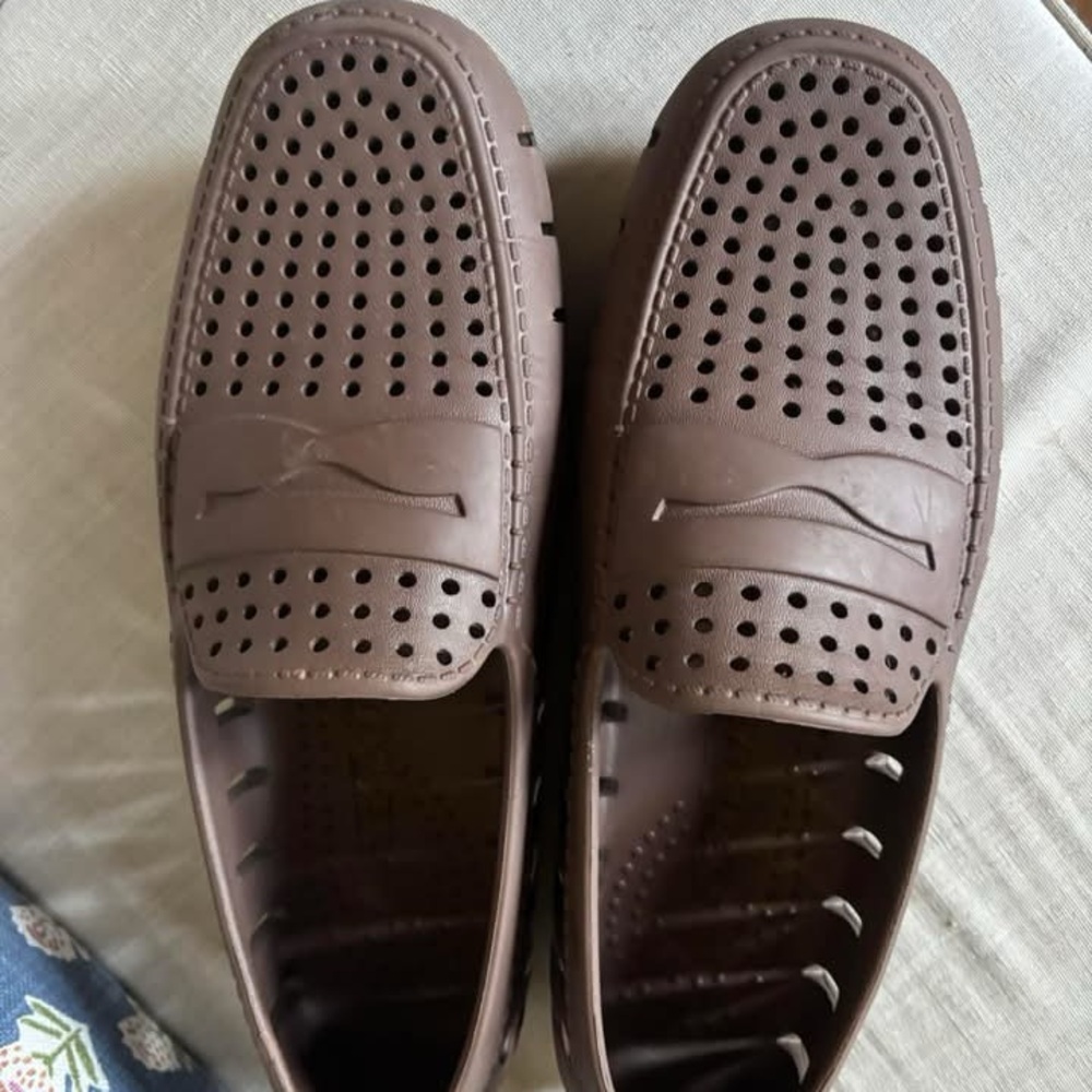 Elegant Brown Perforated Men's Loafers